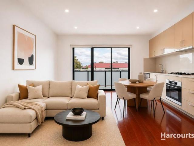 Apartment for sale in Wantirna South, Melbourne