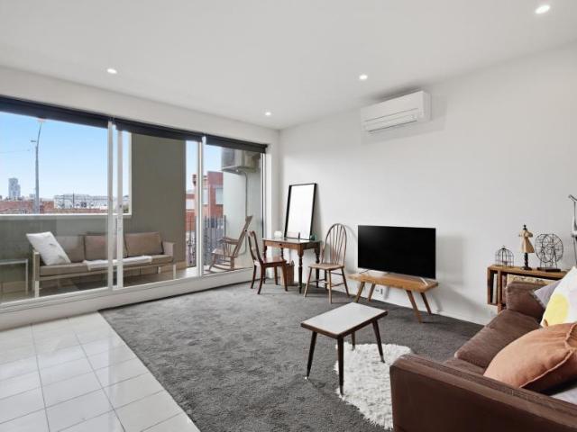 Apartment for sale in Windsor, Melbourne