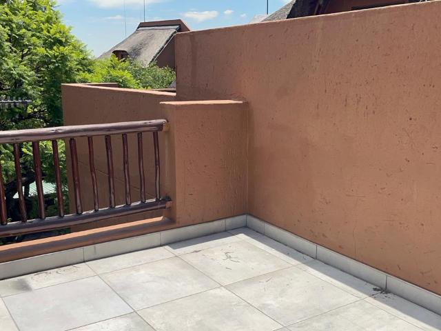Apartment for rent in Lone Hill, Randburg