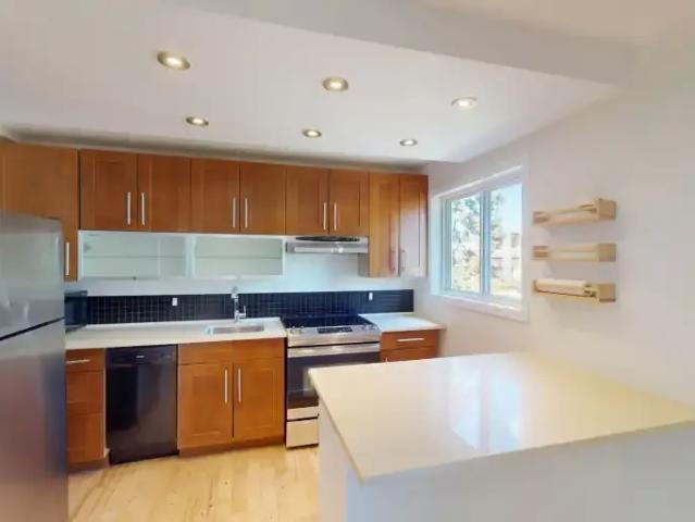 Condo for rent in Northwest, Alberta