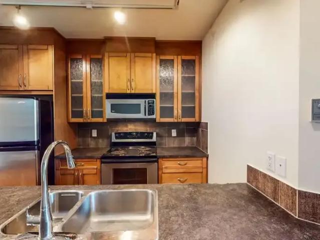 Condo for rent in Fourth Street BRZ, Calgary