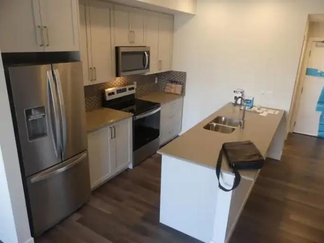 Condo for rent in Douglas Glen, Calgary