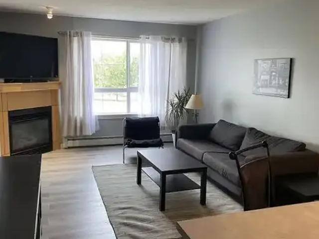 Condo for rent in Lincoln Park, Calgary