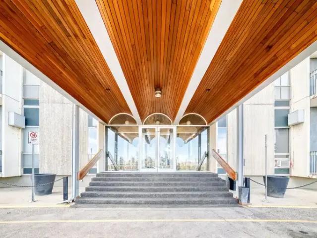 Condo for rent in Wedgewood, Alberta