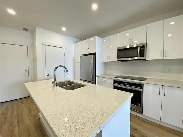 Condo for rent in Wedgewood, Alberta