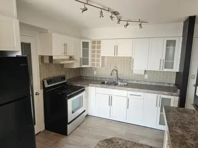 Condo for rent in Wedgewood, Alberta
