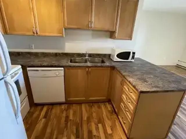 Condo for rent in Wedgewood, Alberta