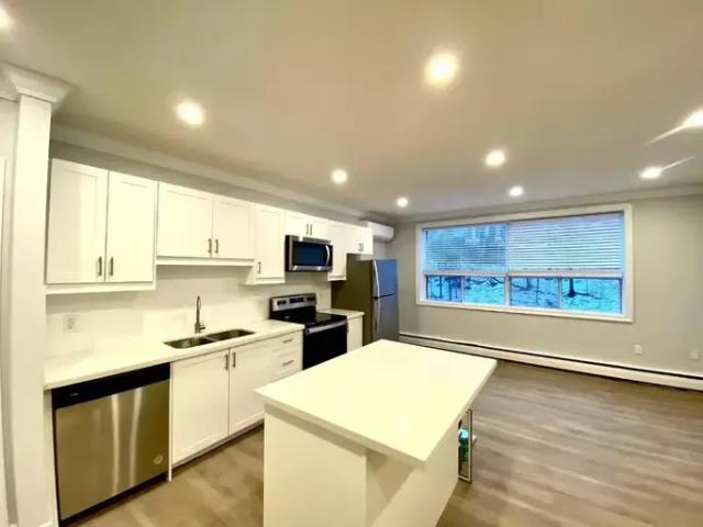 Condo for rent in Hamilton