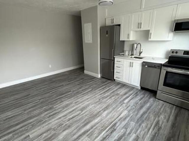 Condo for rent in Hamilton