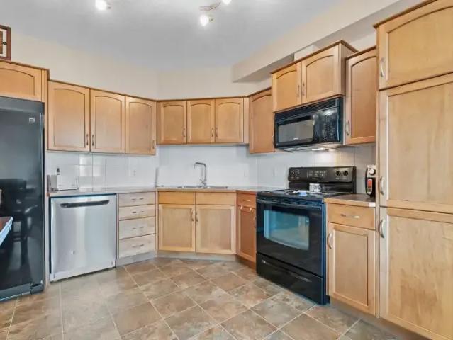 Condo for rent in High River, Alberta