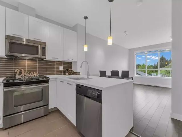 Condo for rent in Johnston Heights, Surrey