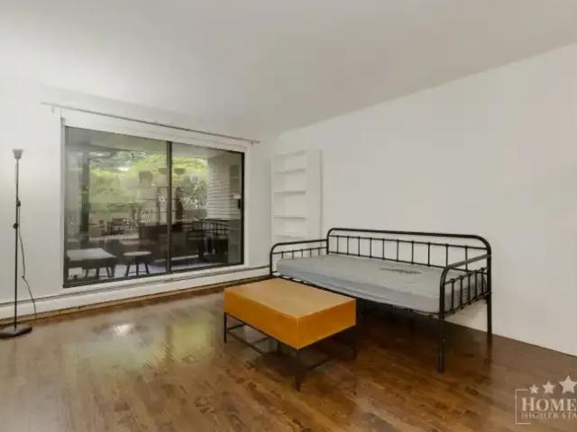 Condo for rent in Johnston Heights, Surrey