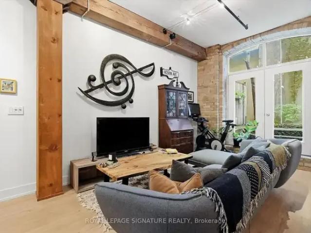 Condo for rent in Woburn, Ontario