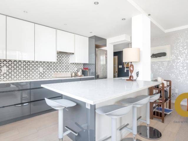 Condo for rent in Denman Village, Vancouver