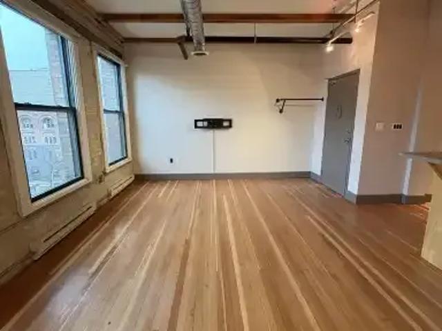 Condo for rent in East St. Paul, Manitoba