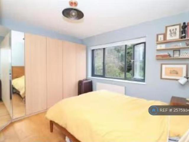 House for rent in Elmstead, Dale Hill