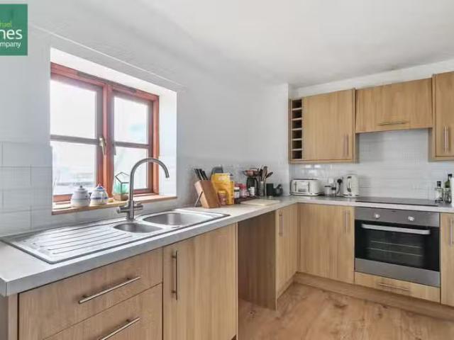 House for rent in Fishersgate, West Sussex
