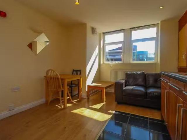 House for rent in Georgia, Greater Manchester