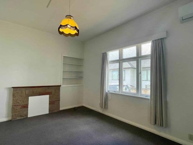 Apartment for rent in Ōwairaka, Albert-Eden