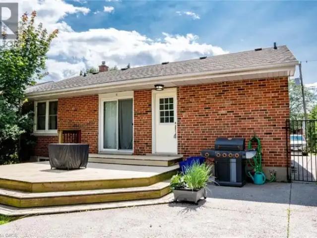 House for rent in Burlington, Ontario