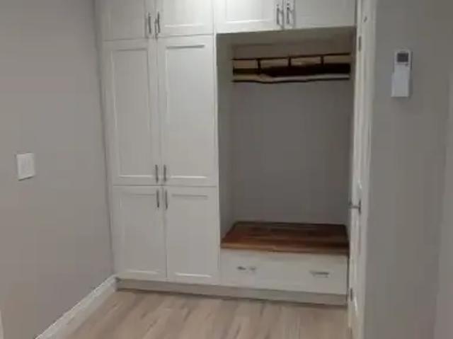 House for rent in Burlington, Ontario