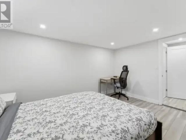 House for rent in Burlington, Ontario