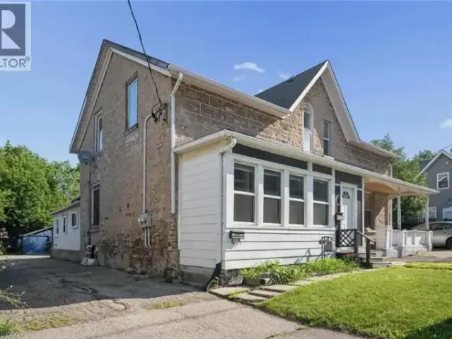 House for rent in Cambridge, Ontario