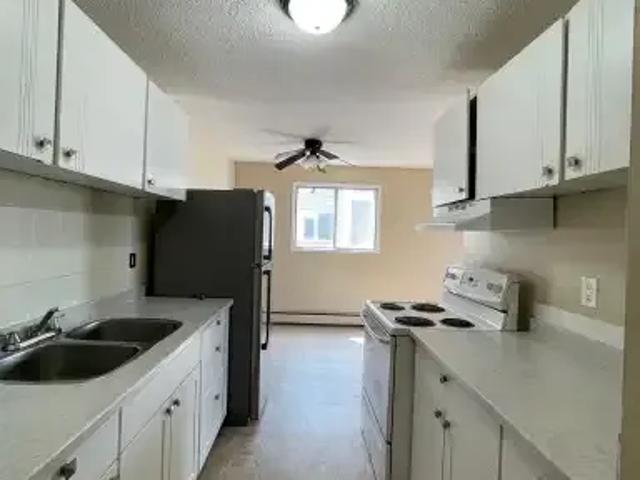 House for rent in Wedgewood, Alberta
