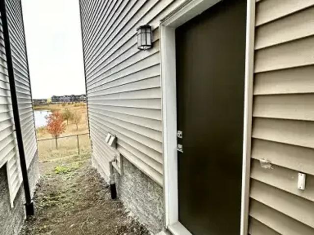 House for rent in Wedgewood, Alberta