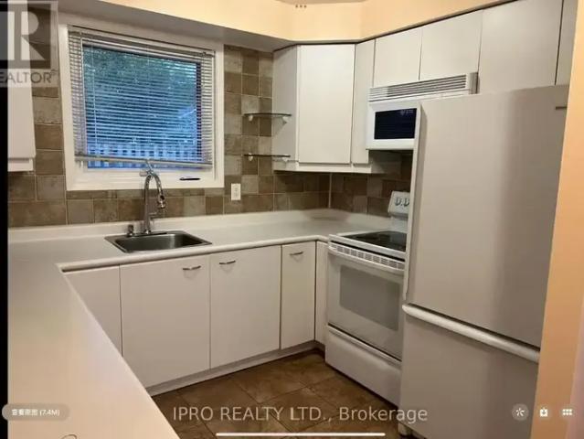 House for rent in Oakville