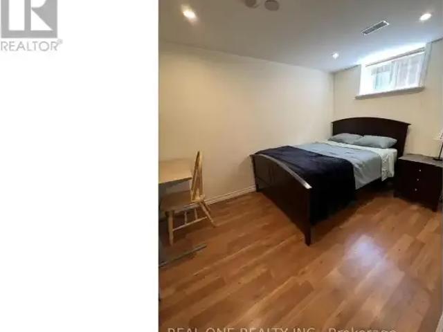 House for rent in Oakville, Ontario