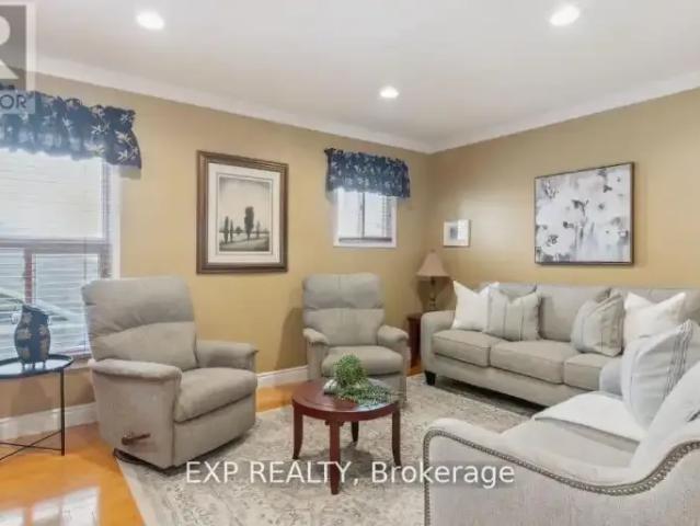 House for rent in Oakville, Ontario