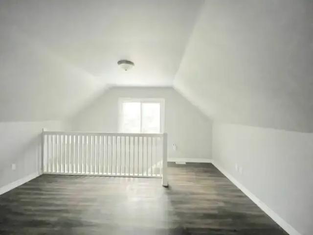 House for rent in St. Catharines, Golden Horseshoe