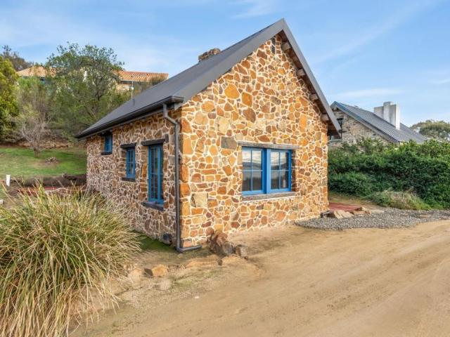 House for sale in Swansea, Glamorgan-Spring Bay
