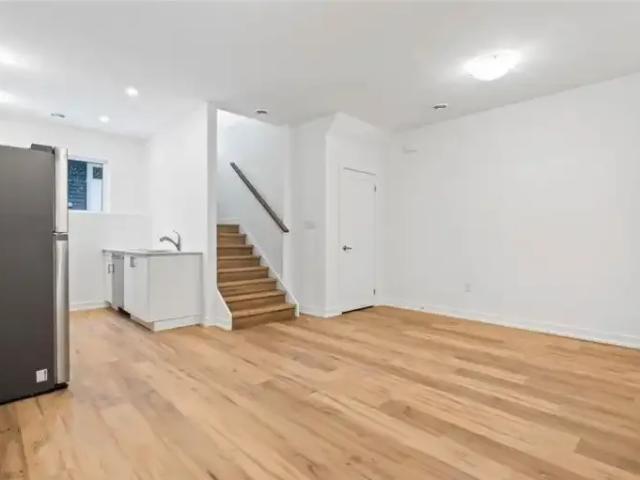 House for rent in Welland, Golden Horseshoe