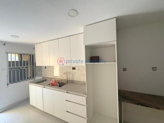 Apartment for rent in Eti Osa, Lagos