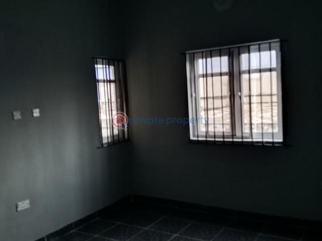 Apartment for rent in Ojo, Ori Ire