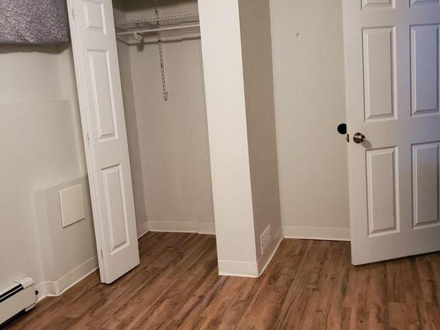 Room for rent in Barrie