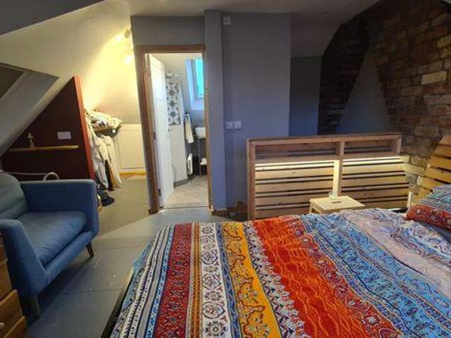 Room for rent in Dulcote, Bath And North East Somerset