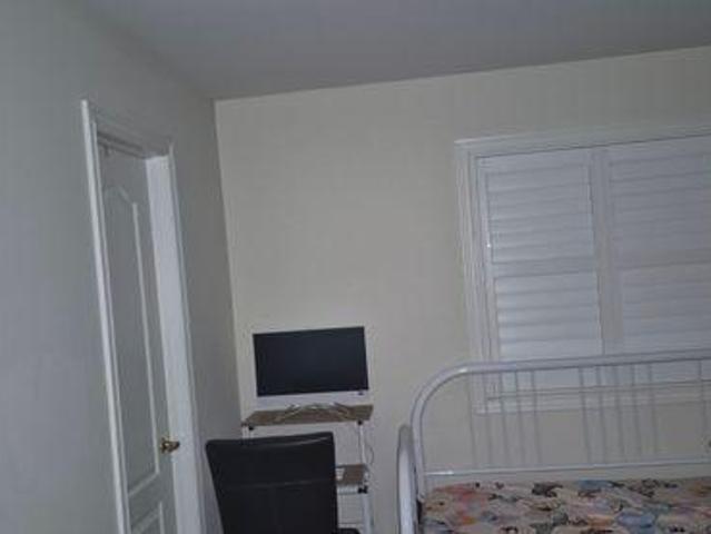 Room for rent in Brampton