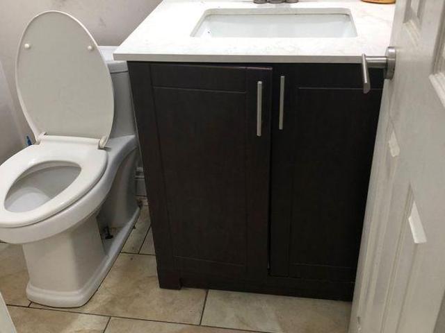 Room for rent in Georgina, Ontario