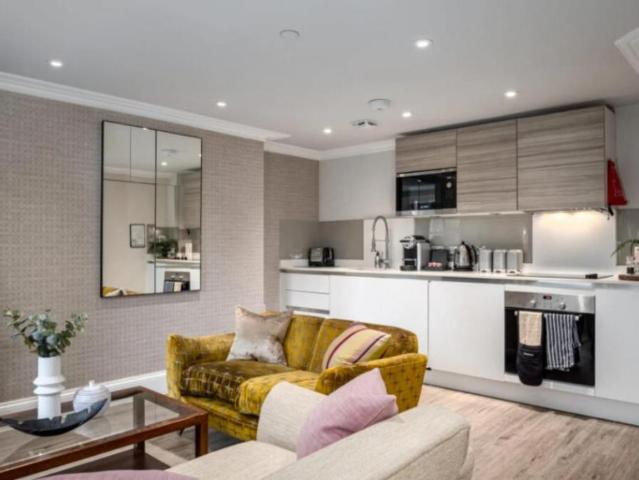 Room for rent in Tyndall's Park, Feckenham