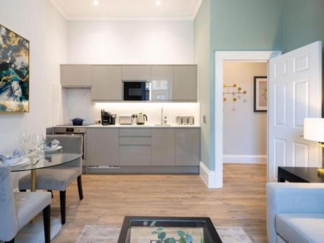 Room for rent in Spike Island, Feckenham