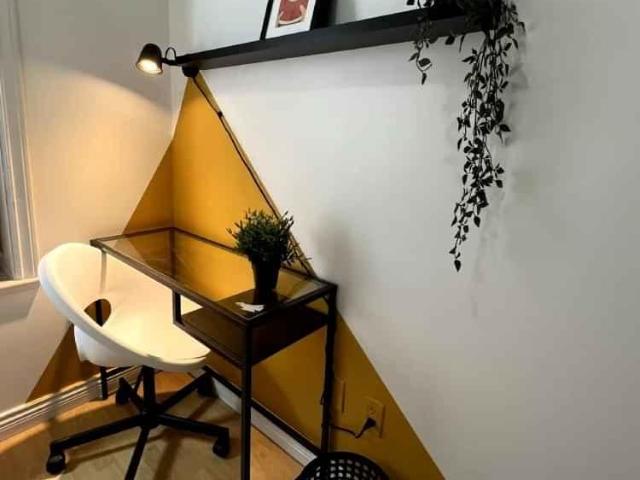 Room for rent in Burnaby, British Columbia