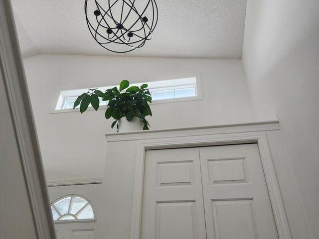 Room for rent in Northwest, Alberta