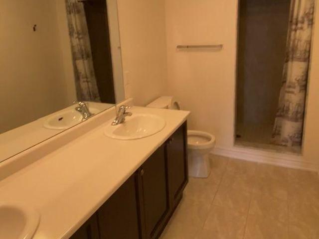 Room for rent in Ancaster, Ontario