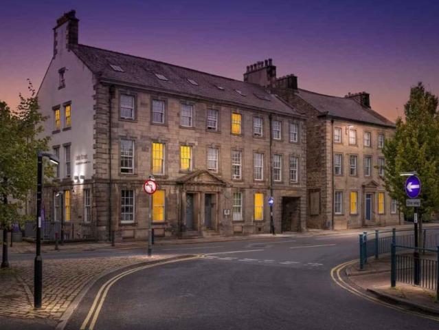Room for rent in Castle and Priory Precinct, Bare