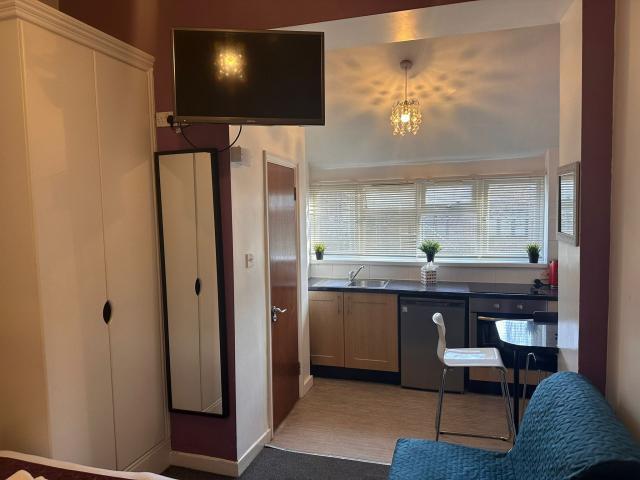 Room for rent in Palmers Green, Greater London