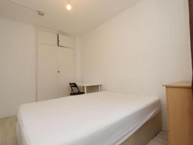 Room for rent in Canary Wharf, Greater London