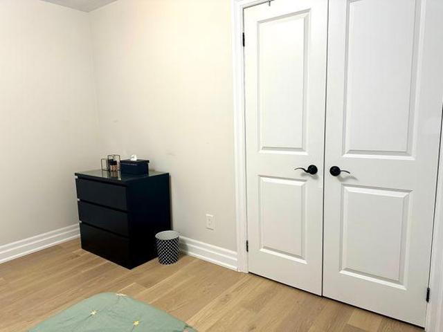 Room for rent in Mississauga, Golden Horseshoe